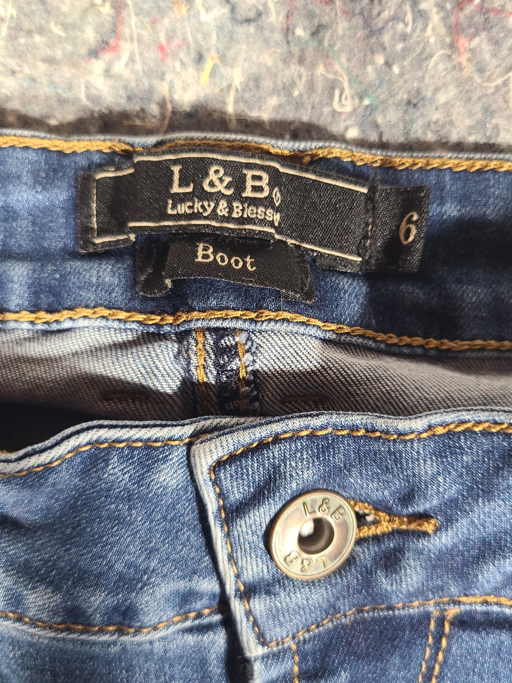 L&B Lucky & Blessed Bootcut Embroidered Jeans Women's Size 6 - Picture 7 of 7